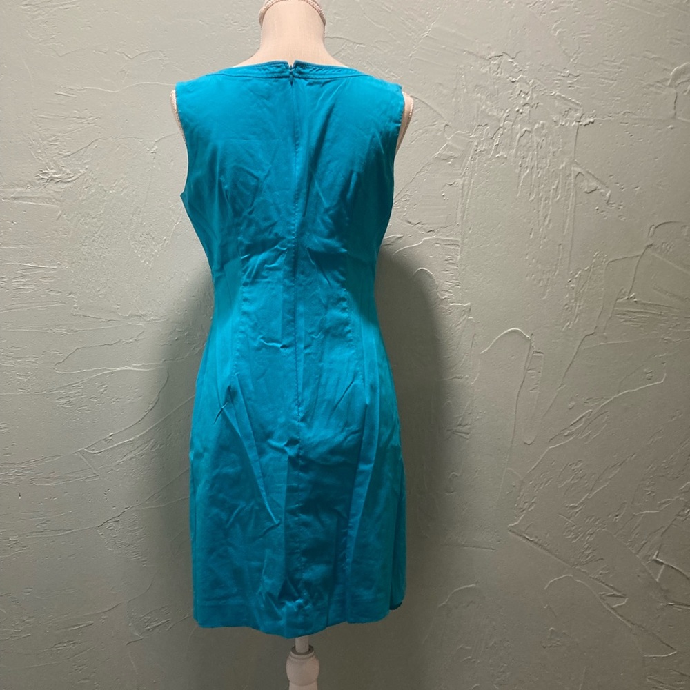 Tahari 
Aqua Blue sleeveless dress 
10 Lined - Picture 7 of 8